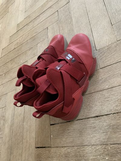 Červené boty vel 45