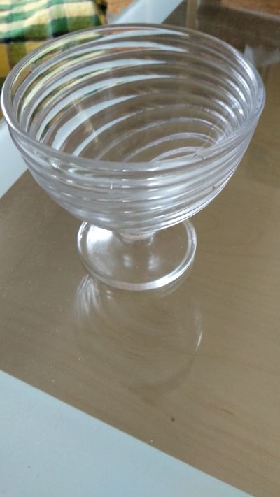 Skleněný pohár