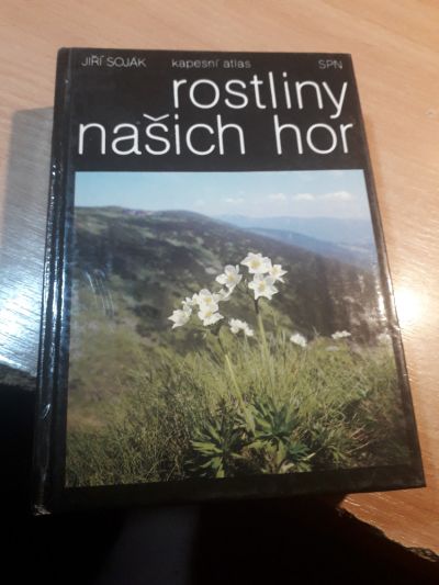 Rostliny našich hor - kapesní atlas