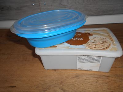 Krabička od zmrzliny - modrá  již není!