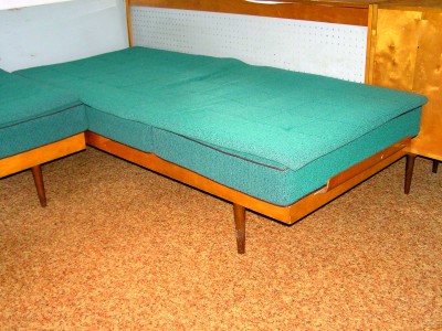 Dvě postele - válendy + matrace