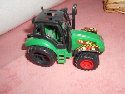Traktor 1. zelený