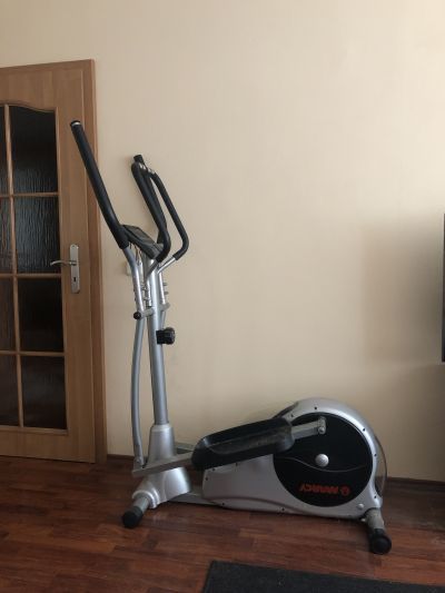 Eliptický trenažér