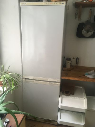 daruji ledničku s mrazákem