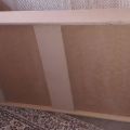 Kovová pružinová postel + dřevěný šuplík + matrace