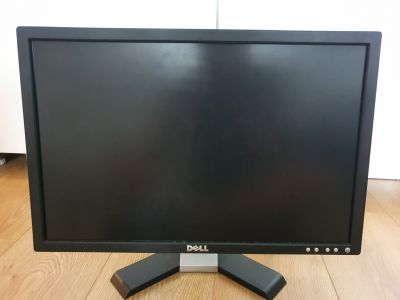 LCD monitor DELL 20"