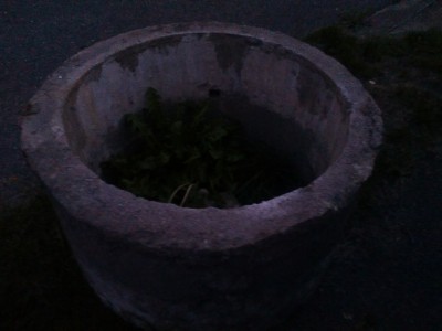 Daruji betonovou skruž použitou.