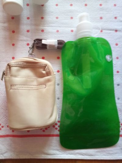 kapsa, taštička, lahev na vodu