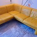 Žlutý kožený gauč Marcello
