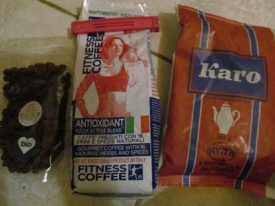 káva zrnková a Karo