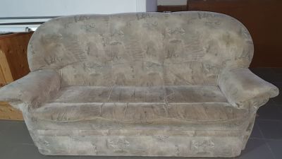 Daruji sedací soupravu 3+1