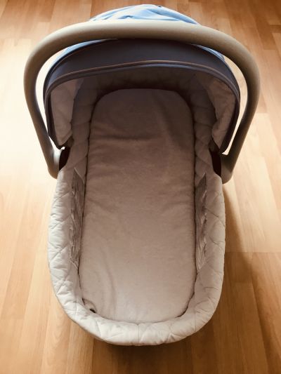 Red Castle Korbička