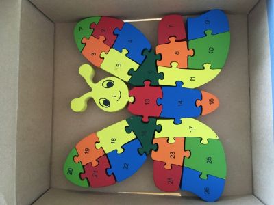 Dreveny motyl puzzle