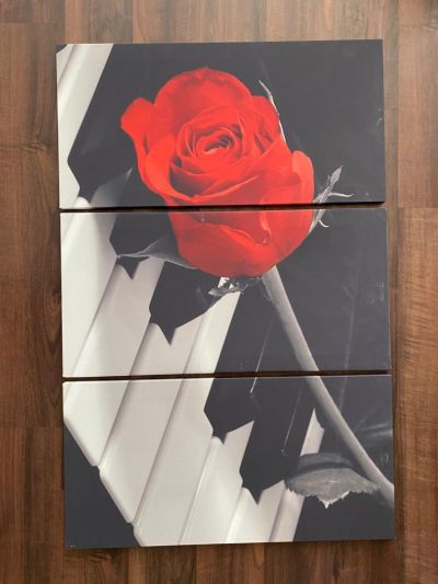 3-dílný obraz na plátně Růže s pianem (120x80)