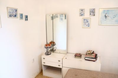 Noční stolek se zrcadlem + prádelník