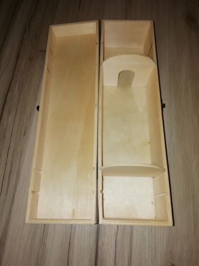 Dřevěná krabice na cokoli