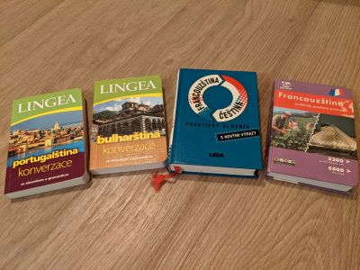 Daruji kapesní jazykové příručky
