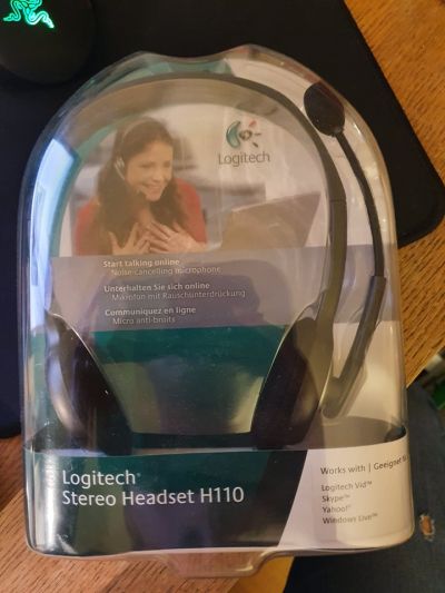 Sluchátka Logitech Headset H110