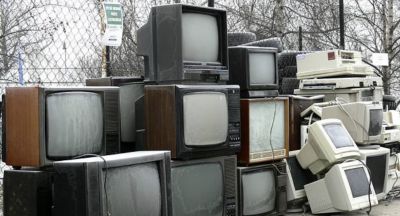 Hledám nefunkční televize, monitory, reproduktory