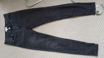 Dámské černé strečové džíny, vel 38