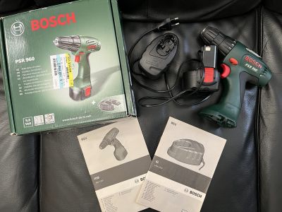 Aku šroubovák Bosch PSR 960 - již nefunkční NiCd akumulátor