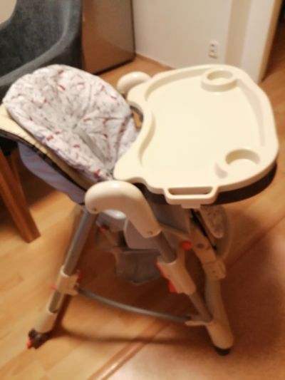 Dětskou židličku