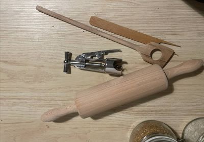 Vařečky, váleček, vývrtka