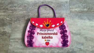 Moje první princeznovská kabelka