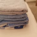 4 modré ručníky, různá velikost