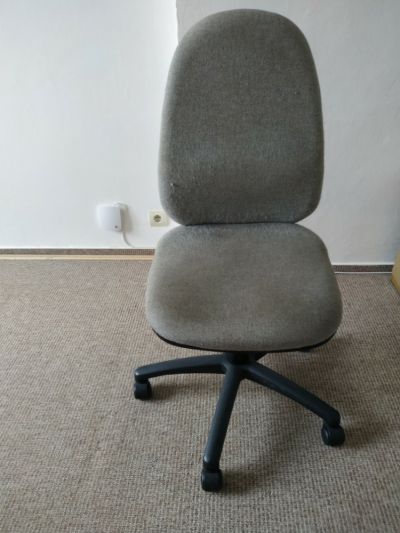 Kolečková židle