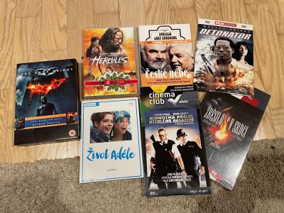 Různé filmy na DVD