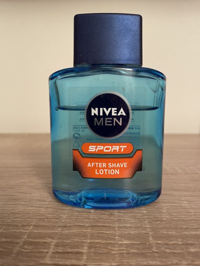 Nivea voda po holení