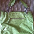 Žluto-zelená kabelka