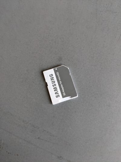 Mini SD karta 2 GB a adapter