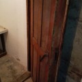 Staré dřevěné izolační dveře do lednice asi 80 x 200