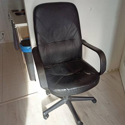 kancelářská židle - poslední šance než ji vyhodím