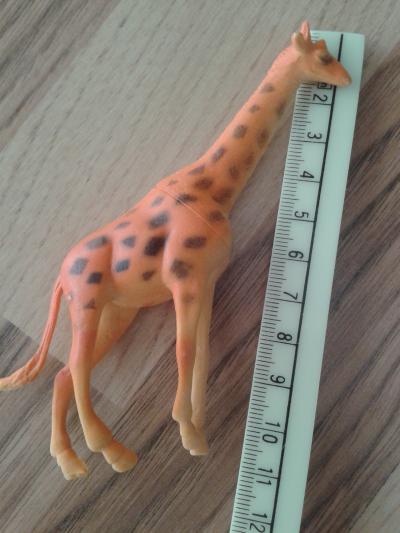 Plastová figurka žirafy výška 11,5cm