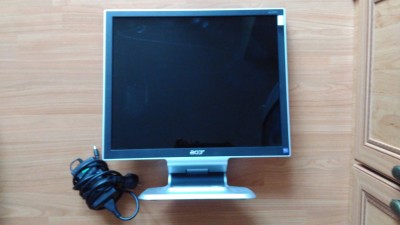 LCD monitor 17