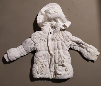 Bílá zimní bunda (2-3r)