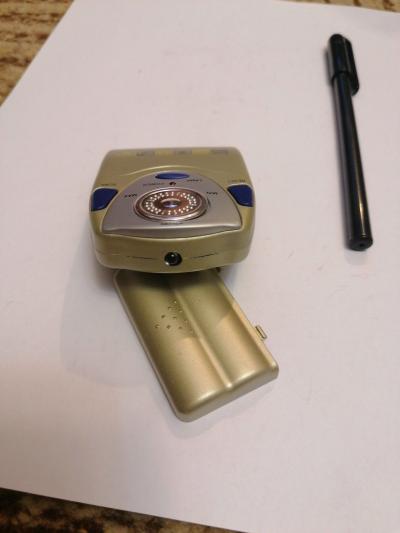 Mini radio na 2 baterky