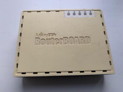 Mikrotik RouterBOARD 750