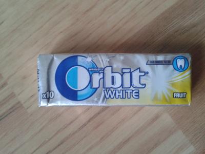 Žvýkačky Orbit White ovocné, po expiraci
