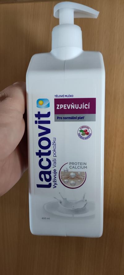 Nový zpevňující krém Lactovit