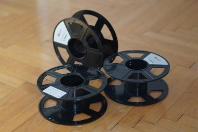 Plastové cívky od filamentu