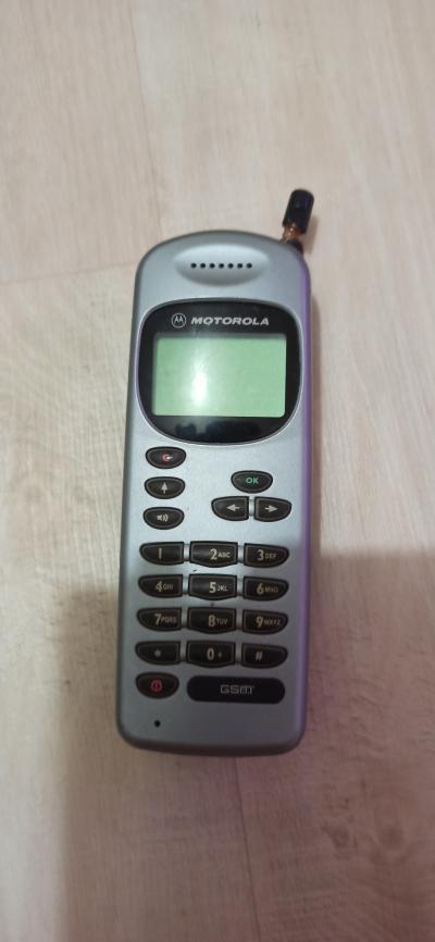 Retromobil Motorola.