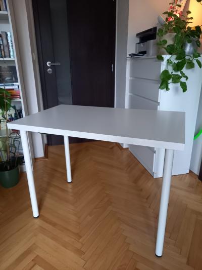 Psací stůl IKEA LINNMON