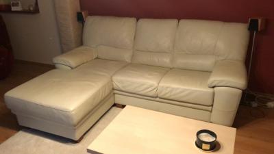 Daruji koženou sedací soupravu