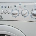 Pracka Indesit (W105tx?)