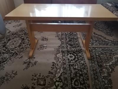 Konferenční stolek