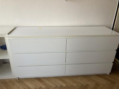 Komoda KULLEN IKEA a stůl